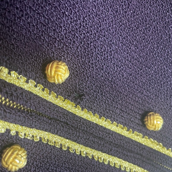 St. John Collection Jacket And Skirt - Picture 11 of 13